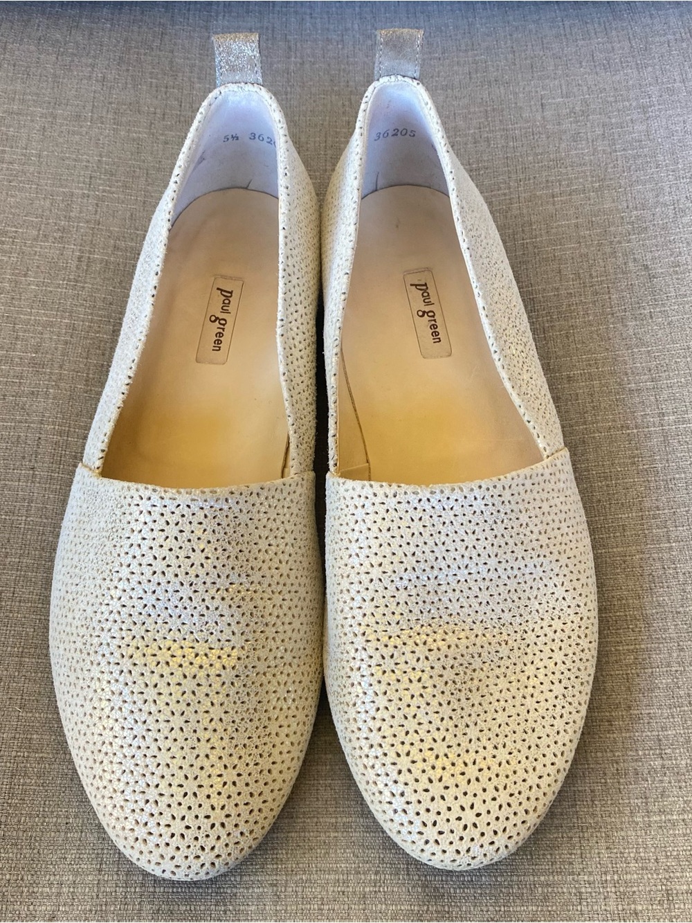 Like New Paul Green Women's Perforated Slip-On Loafers in Light Beige and Gold.